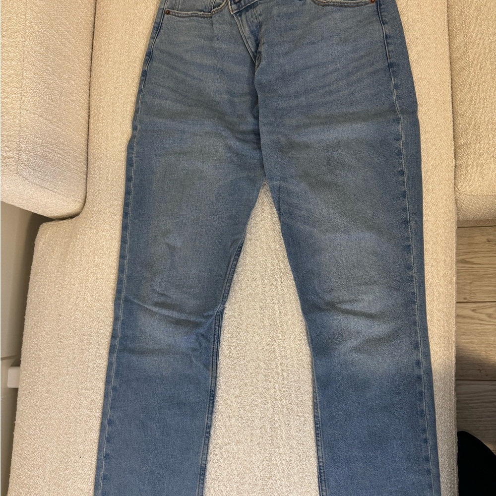 Abercrombie & Fitch Women’s Light Blue Denim Jeans